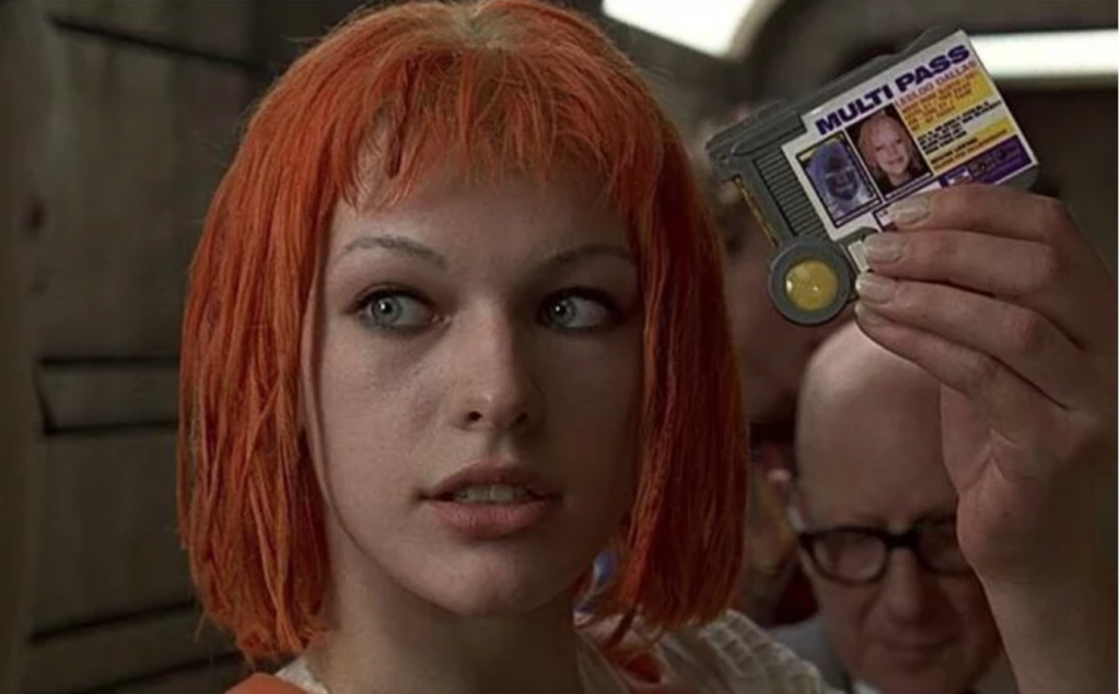 Кадр из фильма Пятый элемент с Лилу с мультипаспортом Мультипаспорт и будущее